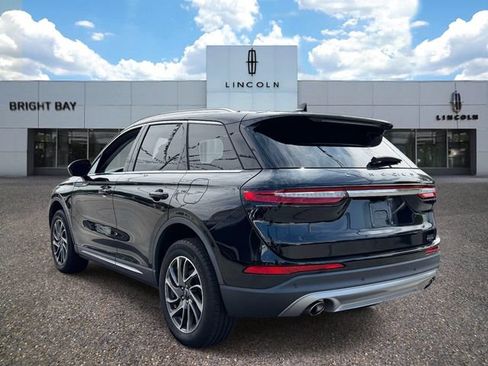Used 2022 Lincoln Corsair AWD w/ Equipment Group 101A image 2