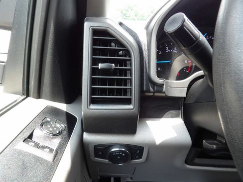 Used 2020 Ford F250 XL w/ Power Equipment Group RWD image 19