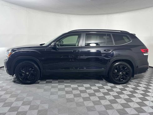 Used 2022 Volkswagen Atlas SE w/ Black Wheel Package AWD/4WD image 4