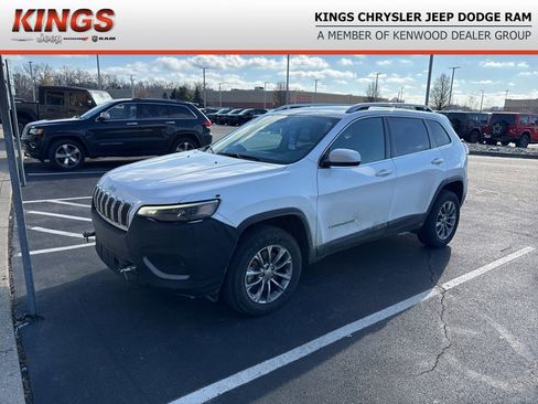 Used 2019 Jeep Cherokee Latitude Plus w/ Comfort/Convenience Group image 1