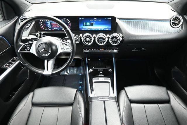 Used 2025 Mercedes-Benz GLA 250 image 12