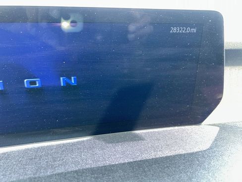 Used 2025 Ford Expedition Active AWD/4WD image 6