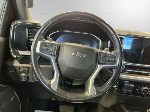Used 2022 Chevrolet Silverado 1500 RST image 12
