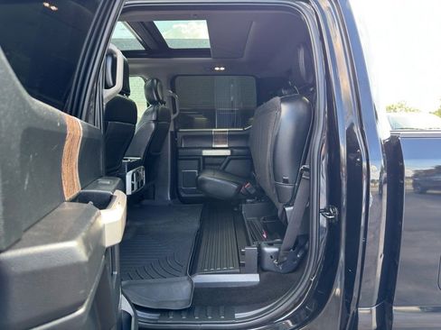 Used 2019 Ford F250 Lariat w/ Lariat Ultimate Package AWD/4WD image 22