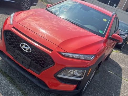 Used 2019 Hyundai Kona SEL AWD/4WD image 3