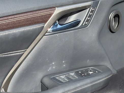 Used 2018 Lexus RX 350L FWD image 16