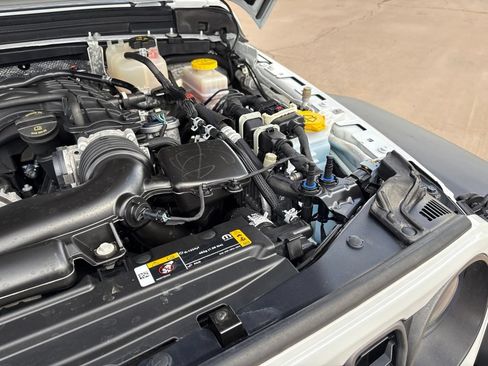 Used 2024 Jeep Wrangler Sport AWD/4WD image 44