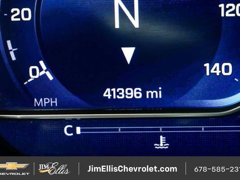 Used 2024 Chevrolet Silverado 2500 LT AWD/4WD image 8