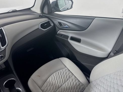Used 2018 Chevrolet Equinox LT FWD image 23