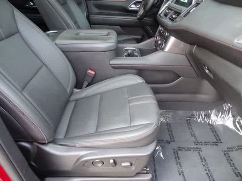 Used 2024 Chevrolet Tahoe RST w/ Luxury Package AWD/4WD image 19