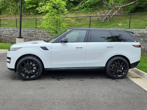 New 2026 Land Rover Range Rover Sport SE AWD/4WD image 6