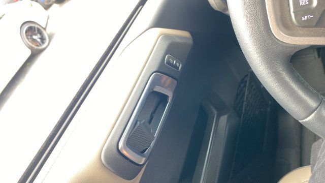 Used 2024 Ford Bronco Wildtrak AWD/4WD image 21