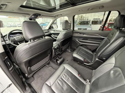 Used 2023 Jeep Grand Cherokee L Limited image 33