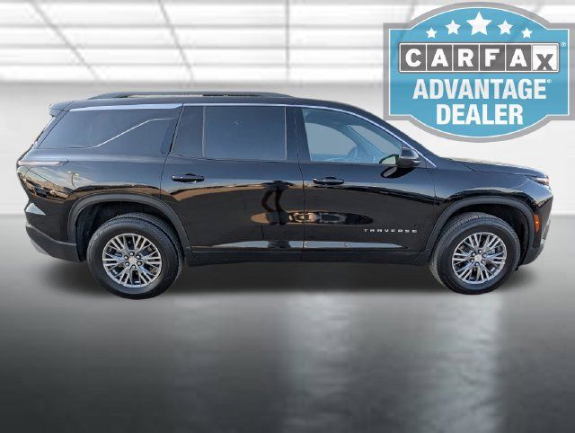 Used 2026 Chevrolet Traverse LT FWD image 34