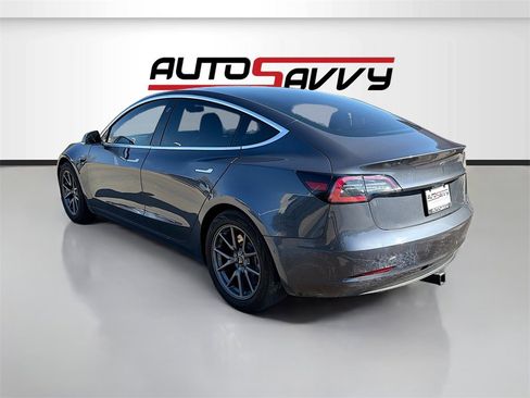 Used 2020 Tesla Model 3 Standard Range Plus image 5
