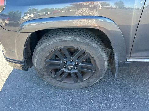 Used 2019 Toyota 4Runner Limited AWD/4WD image 16