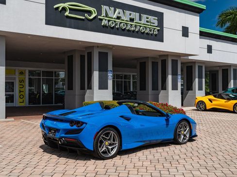 Used 2021 Ferrari F8 Tributo image 38