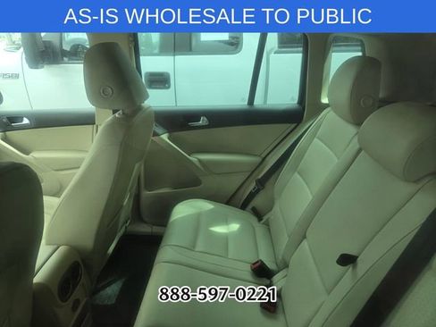 Used 2012 Volkswagen Tiguan S FWD image 3