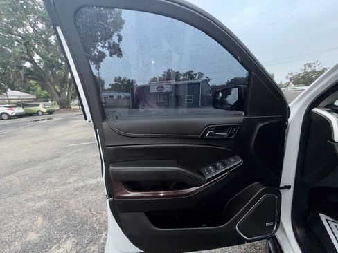 Used 2020 GMC Yukon XL SLE RWD image 14