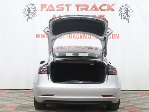 Used 2018 Tesla Model 3 Long Range RWD image 7