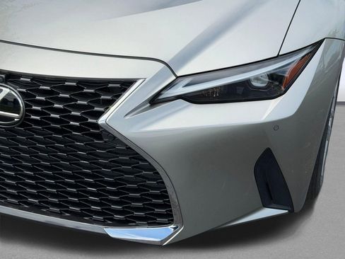 Certified 2022 Lexus IS 300 AWD w/ Comfort Package image 12