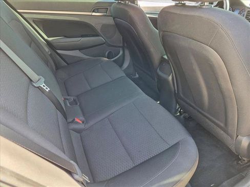 Used 2020 Hyundai Elantra SEL w/ Cargo Package (C1) FWD image 18