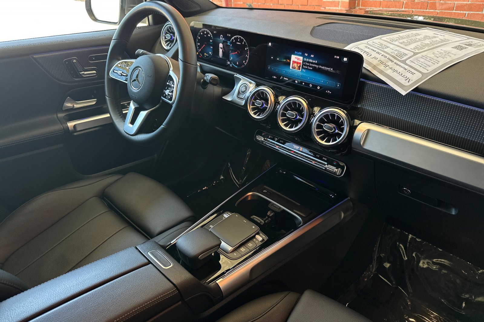 Used 2022 Mercedes-Benz GLB 250 4MATIC image 19