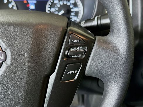 Used 2023 Nissan Frontier SV w/ Tow Package RWD image 17