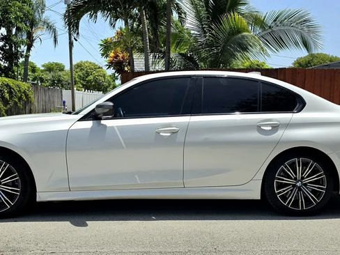 Used 2021 BMW M340i RWD image 9