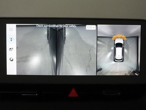 Used 2023 Hyundai Ioniq 5 Limited image 31