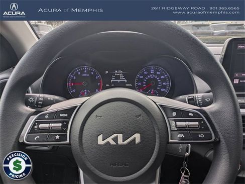 Used 2023 Kia Forte LXS image 13