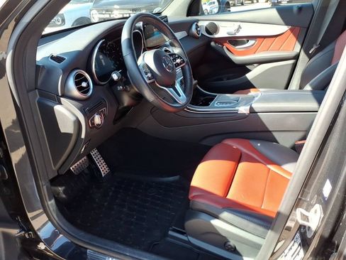 Used 2022 Mercedes-Benz GLC 300 4MATIC image 10