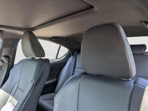 Used 2023 Lexus IS 350 F Sport image 16