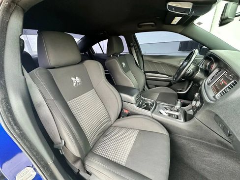 Used 2019 Dodge Charger Scat Pack RWD image 16