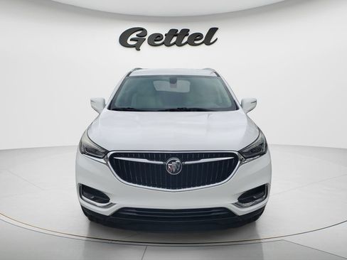 Used 2018 Buick Enclave Essence FWD image 2