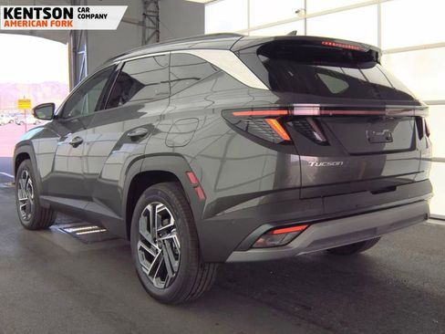 Used 2025 Hyundai Tucson Limited image 4