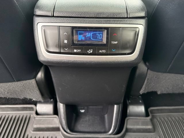 Used 2018 Toyota Highlander XLE w/ Protection Package #3 AWD/4WD image 22