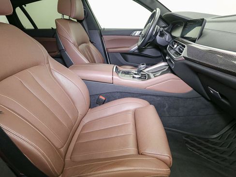 Used 2021 BMW X6 M50i w/ Executive Package AWD/4WD image 18