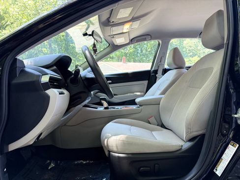 Used 2019 Nissan Altima 2.5 S AWD/4WD image 17