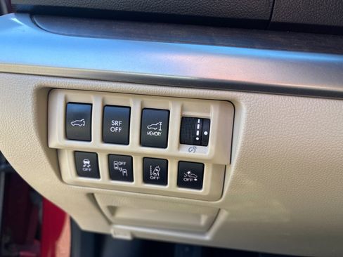 Used 2016 Subaru Outback 2.5i Limited image 17