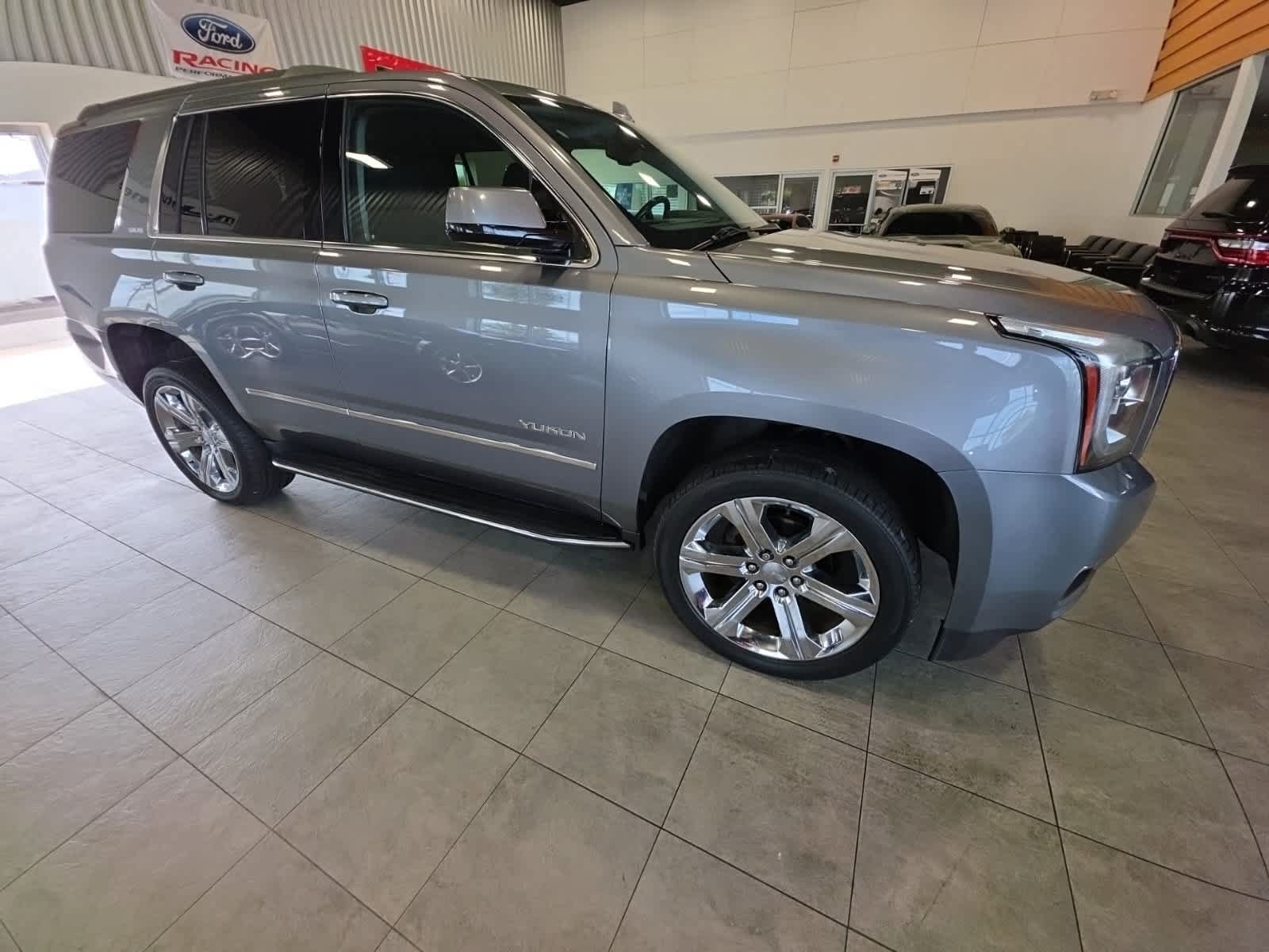 Used 2020 GMC Yukon SLE w/ Convenience Package AWD/4WD image 4