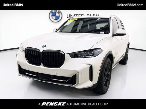 Used 2024 BMW X5 xDrive40i w/ Premium Package AWD/4WD image 1