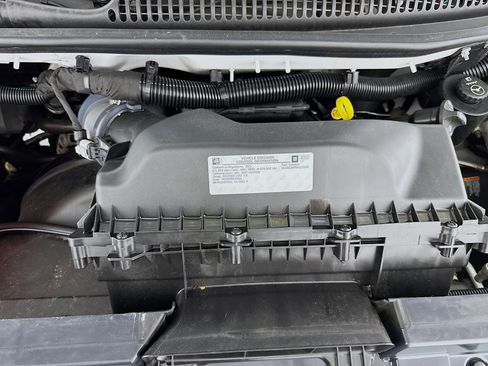 Used 2021 Chevrolet Express 2500 RWD image 30