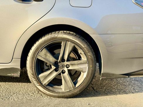 Used 2016 Lexus GS 200t RWD image 11