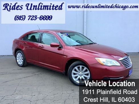 Used 2011 Chrysler 200 Touring image 12