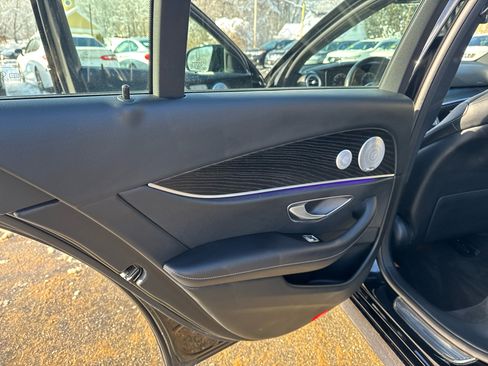 Used 2020 Mercedes-Benz E 350 4MATIC Sedan image 37