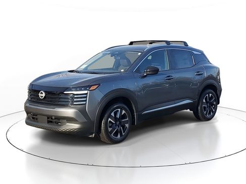 New 2026 Nissan Kicks SV image 2