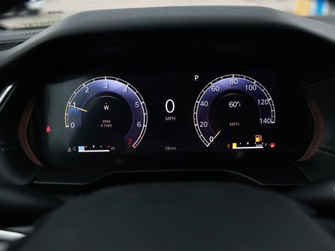 New 2025 Jeep Grand Cherokee Laredo image 16