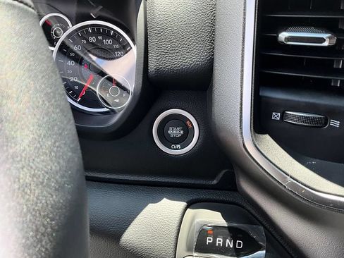 New 2026 RAM 1500 Big Horn w/ Night Edition AWD/4WD image 18