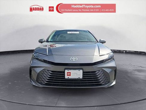 Certified 2025 Toyota Camry XLE image 8